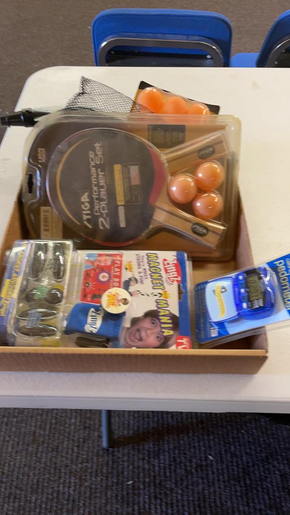 Box of ping pong balls & paddles,Zingz magnets &