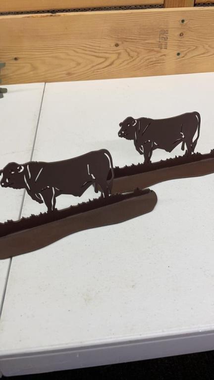 2 pairs of bull bookends