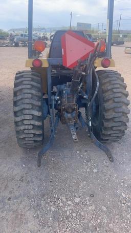 Challenger MT255 Tractor w/ ML20 loader