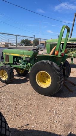 JD 750 Tractor