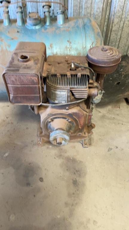 Briggs & Stratton pump motor