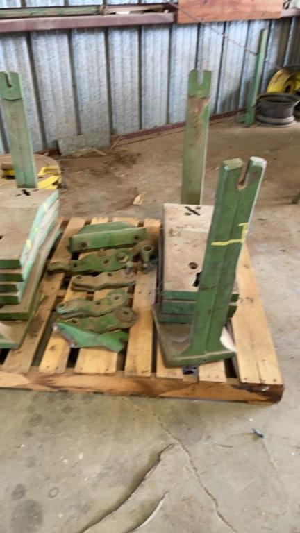 Pallet of BW weights & other parts