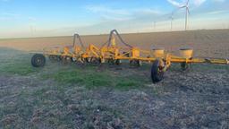 8 Row Planter