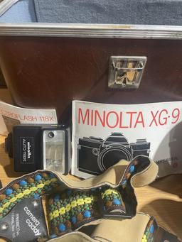 Minolta XG-9 camera w/flash,2 lens & case