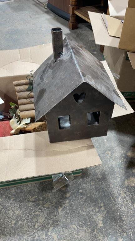 Box of birdhouses