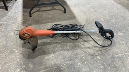 Black & Decker electric weedeater w/cord