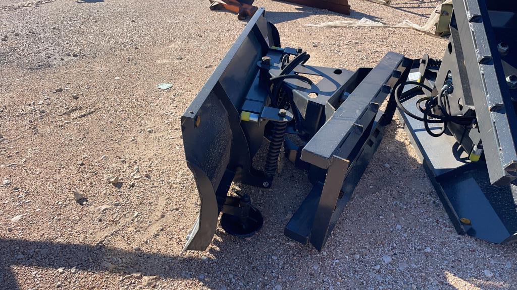 Unused JCT skid steer 6-way blade