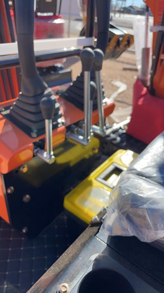 New AGROTK QH12 mini excavator