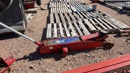 NORCO 10 ton Floor Jack