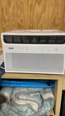 Refurbished EQK 6000btu/115v window air