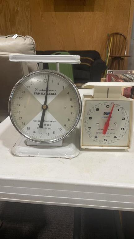 2 kitchen scales