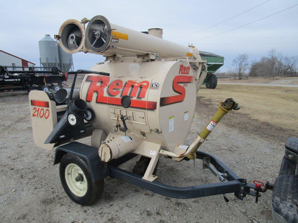 REM 2100 Grain Vac