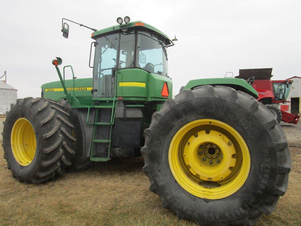 1999 JOHN DEERE 9300