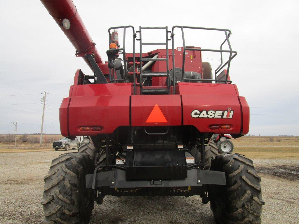 2011 CASE IH 7120 Combine