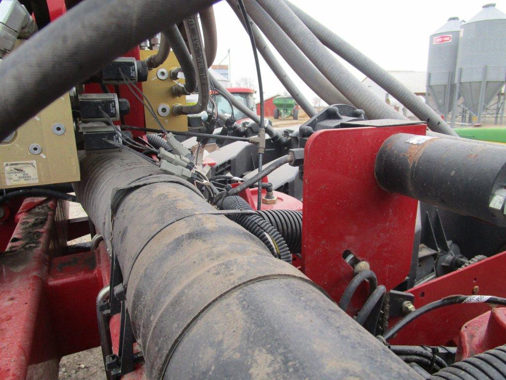 2012 CASE IH 1240 Planter