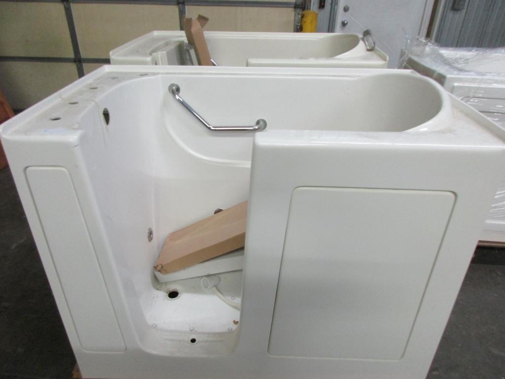 Therapy Tubs walk in bathtub RH 52 x 30 x 45,