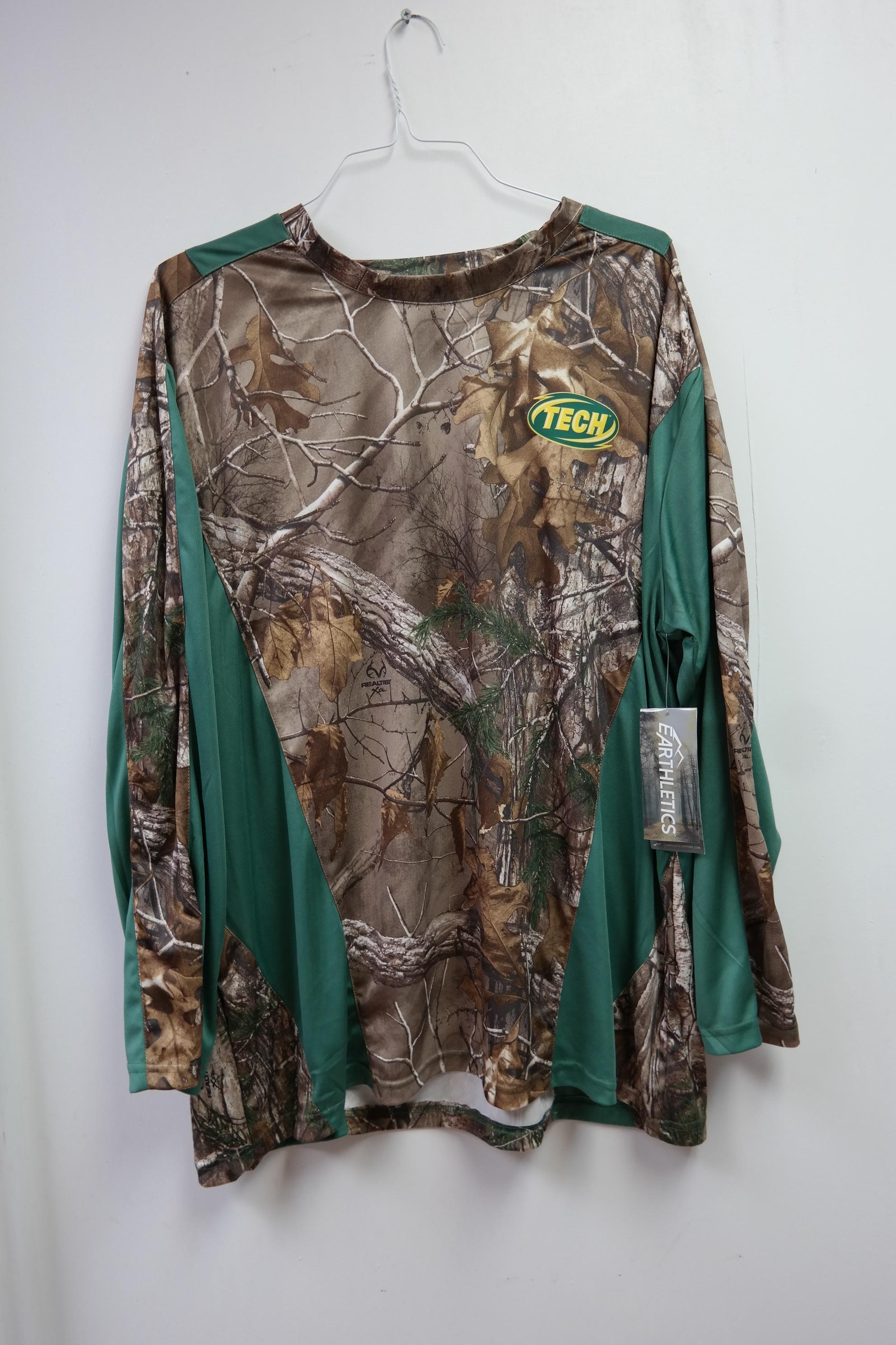 Realtree shirts NEW - Montana & Tech