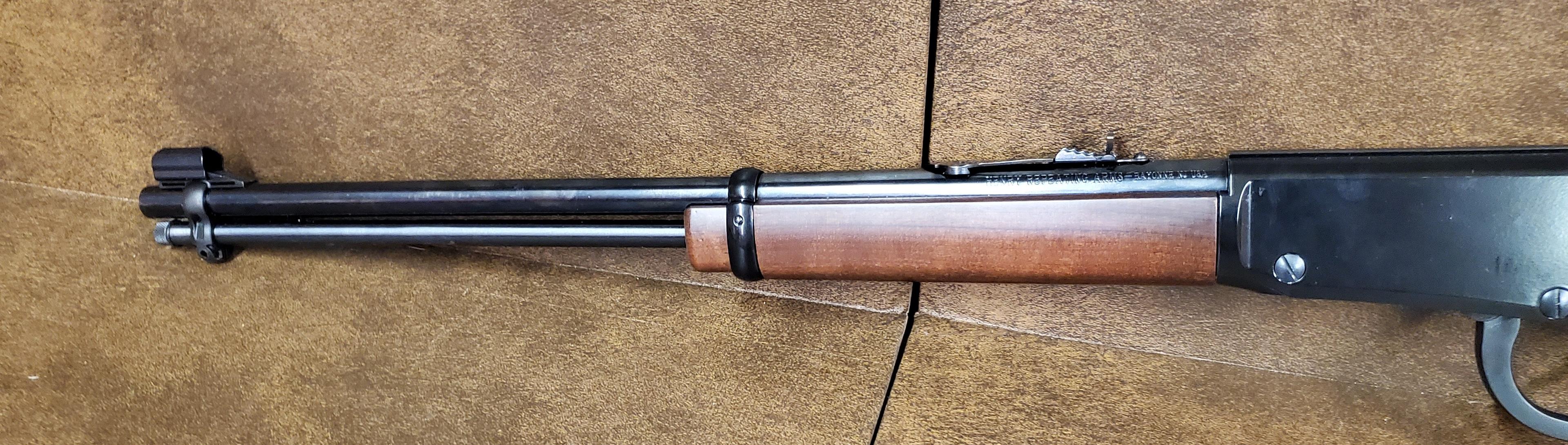 Henry Lever Action Caliber .22 S/L/LR Model H001