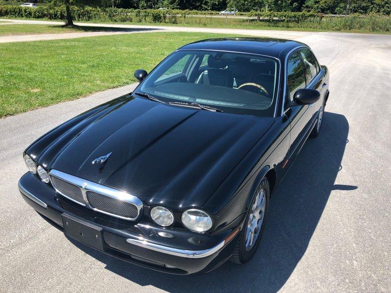 2004 Jaguar XJ8