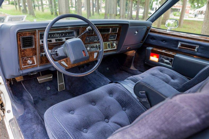 1984 Oldsmobile 98 Regency