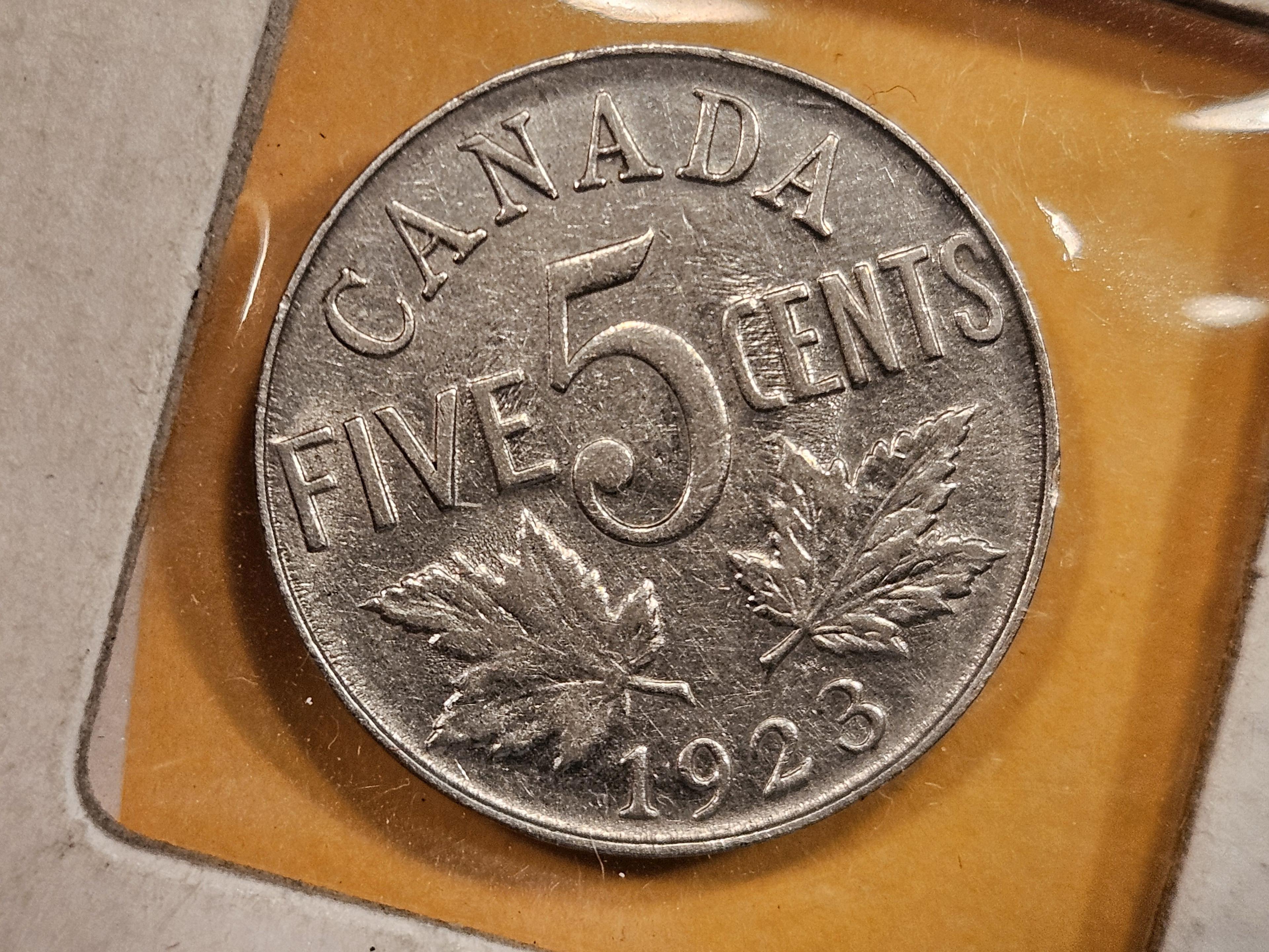 Better grade 1923 Canada 5 cents