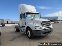 2007 Freightliner Columbia Day Cab Truck Tractor