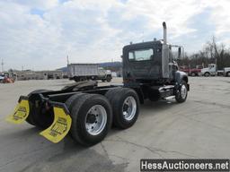 2005 Mack Cv713 T/a Daycab