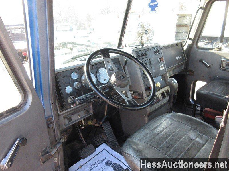 1994 Mack Ch613 T/a Daycab