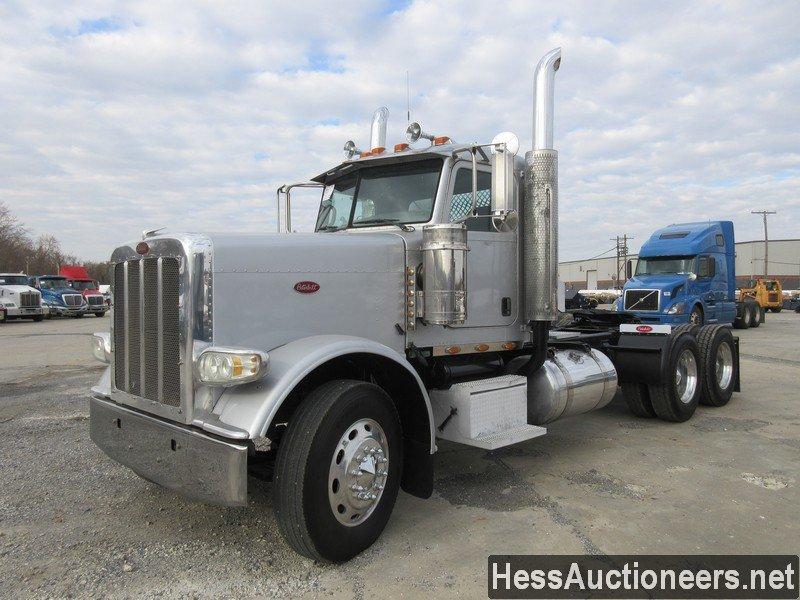 2009 Peterbilt 388 T/a Daycab