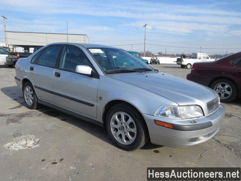 2002 Volvo S4