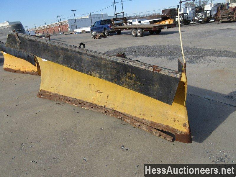 12' 6 Inch Black And Yellow Angled Plow