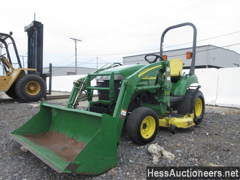 John Deere 2305 Tractor