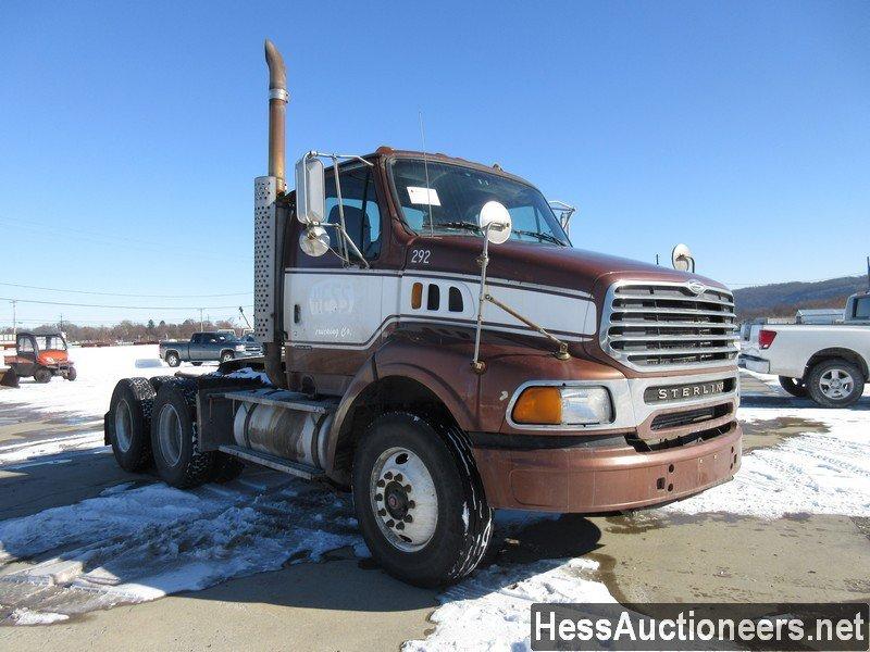 2001 STERLING A9500 T/A DAYCAB