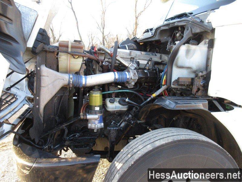 2009 FREIGHTLINER COLUMBIA T/A SLEEPER