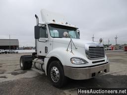 2007 FREIGHTLINER CL12042ST S/A DAYCAB