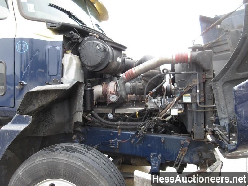 2003 MACK CH612 S/A DAYCAB