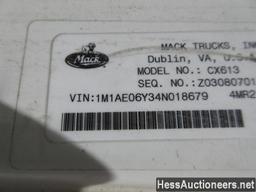 2004 MACK CXU613 VISION DAYCAB