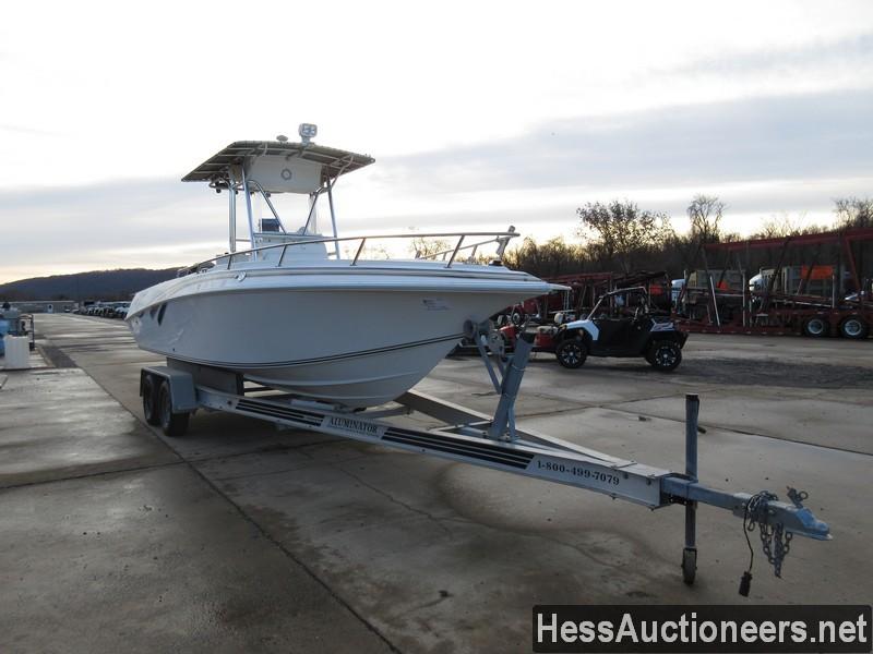 1998 FOUNTAIN 25' BOAT