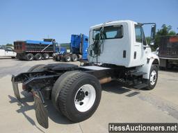 2006 INTERNATIONAL 4400 DAYCAB