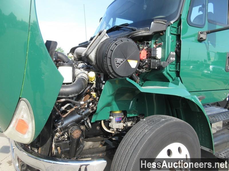 2013 INTERNATIONAL 8600 SBA 6X4 DAYCAB