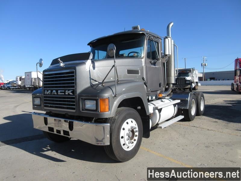 1999 MACK CH613 T/A DAYCAB