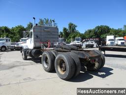 1996 MACK RD688 HEAVY HAULER DAYCAB