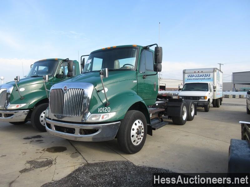 2013 INTERNATIONAL 8600 SBA 6X4 DAYCAB