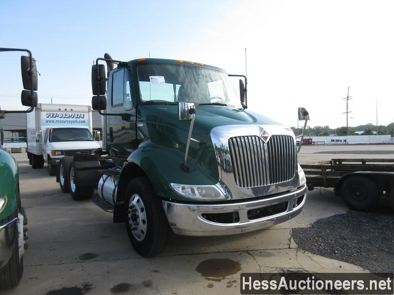 2013 INTERNATIONAL 8600 SBA 6X4 DAYCAB