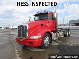 2011 PETERBILT 386 T/A DAYCAB