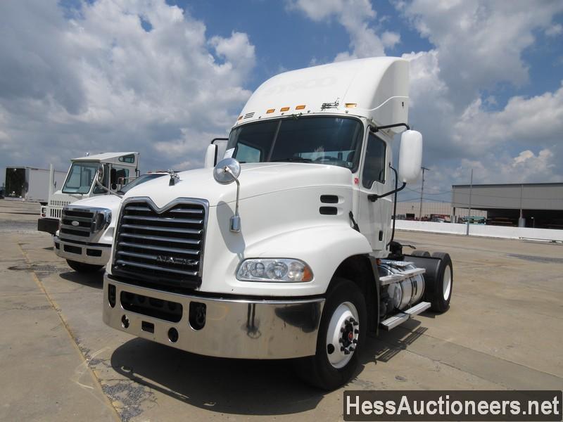 2008 Mack Pinnacle S/a Daycab