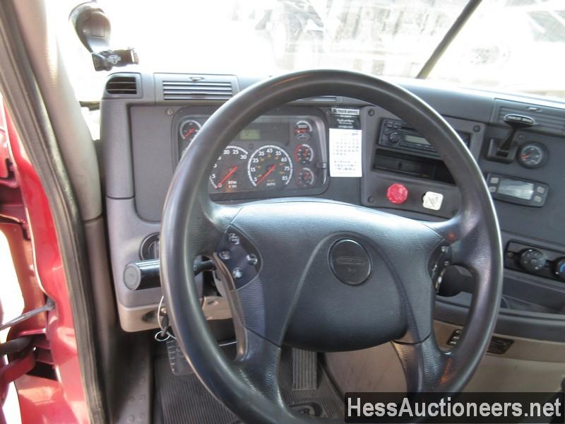 2013 Freightliner Cascadia T/a Daycab