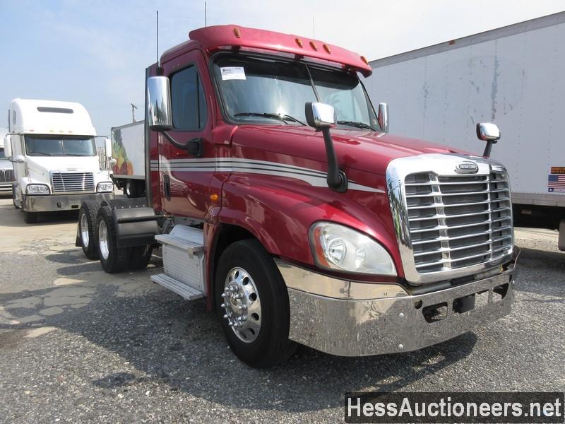 2013 Freightliner Cascadia T/a Daycab