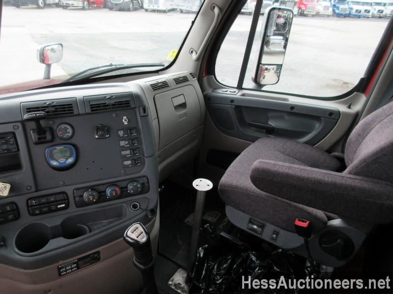 2012 Freightliner Ca125dc T/a Daycab