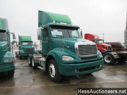 2007 FREIGHTLINER CL T/A DAYCAB